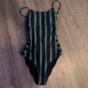 CUPSHE One-Piece Bathing Suit
